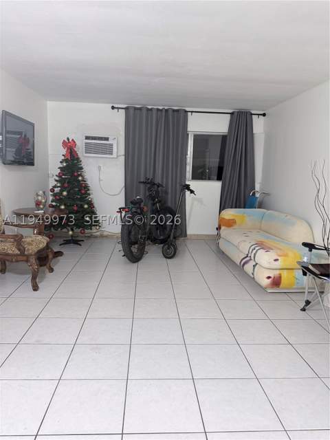 11930 NE 19th Dr 28, North Miami FL - photo 6 of 26