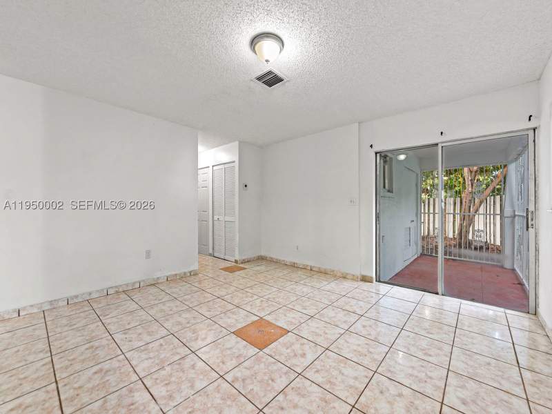 4 bedroom SingleFamilyResidence at 11075 SW 221st Ter, Old Cutler Homes, Miami — photo 5