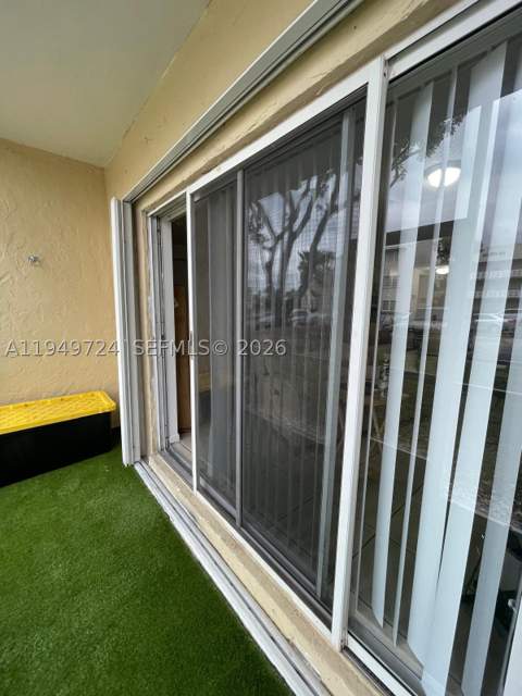 21133 SW 85th Av 112, Cutler Bay FL - photo 13 of 19