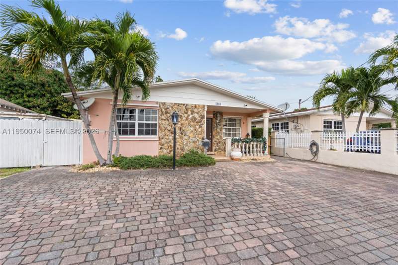 3 bedroom SingleFamilyResidence at 5951 SW 4th St, West Lawn Corrected Plat, Miami — photo 2