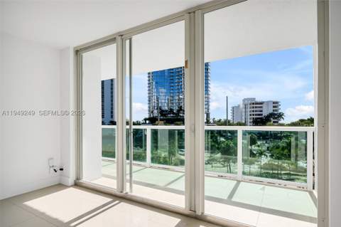 100 Bayview Dr 408, Sunny Isles Beach FL - photo 8 of 57