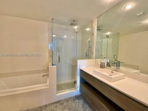 1100 S Miami Ave 2811, Miami FL - photo 10 of 26