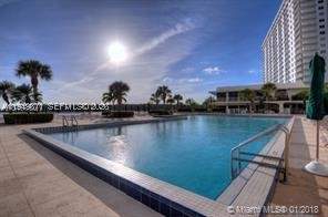 300 Bayview Dr 802, Sunny Isles Beach FL - photo 18 of 22