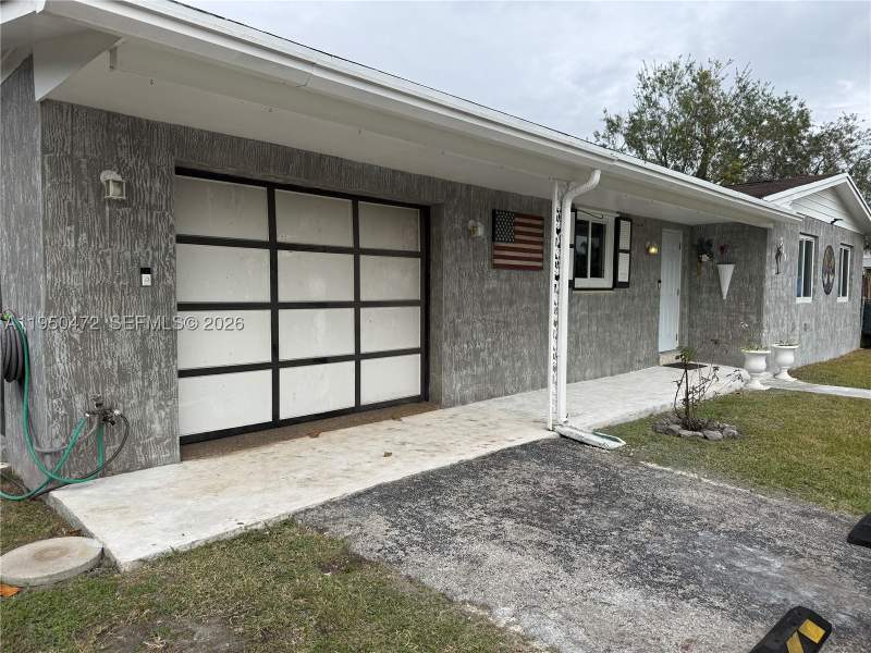 3 bedroom SingleFamilyResidence at 309 NW 15th St, Pine Manor Part One, Homestead — photo 2