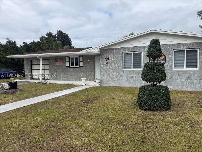 3 bedroom SingleFamilyResidence at 309 NW 15th St, Pine Manor Part One, Homestead — photo 3