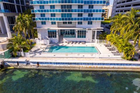 700 NE 25th St 2002, Miami FL - photo 21 of 26