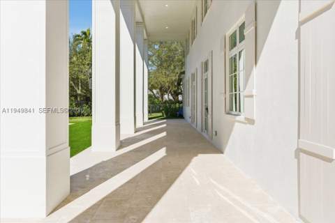 5940 SW 100th Ter, Pinecrest FL - photo 8 of 53