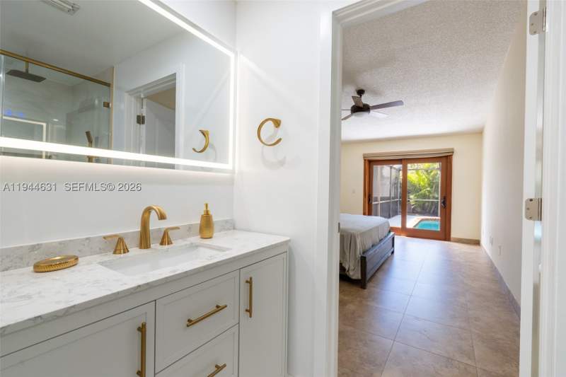 3 bedroom SingleFamilyResidence at 10116 SW 144th Pl, Sugarwood II Sec 1, Miami — photo 5