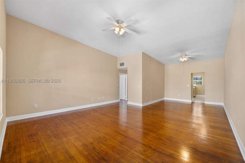3 bedroom Condominium at 9725 Bay Harbor Ter 24, Northern Star Condo, Bay Harbor Islands — photo 4
