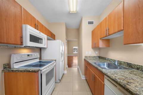 9725 Bay Harbor Ter 24, Bay Harbor Islands FL - photo 8 of 51