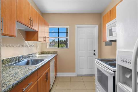9725 Bay Harbor Ter 24, Bay Harbor Islands FL - photo 9 of 51