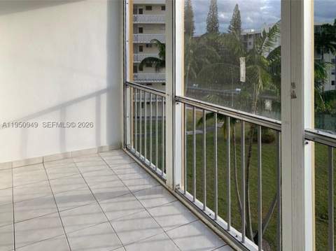 2855 Leonard Dr H404, Aventura FL - photo 12 of 15