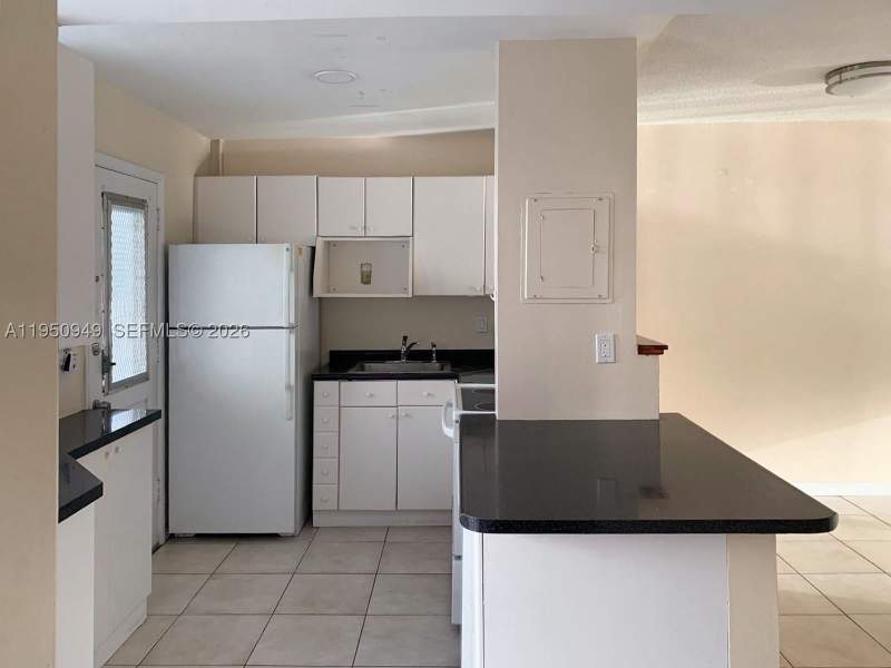 1 bedroom Condominium at 2855 Leonard Dr H404, POINT EAST SEC II CONDO, Aventura — photo 5