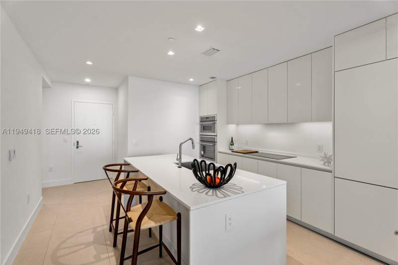 2 bedroom Condominium at 700 NE 24th St 2602, Aria Reserve, Miami — photo 3