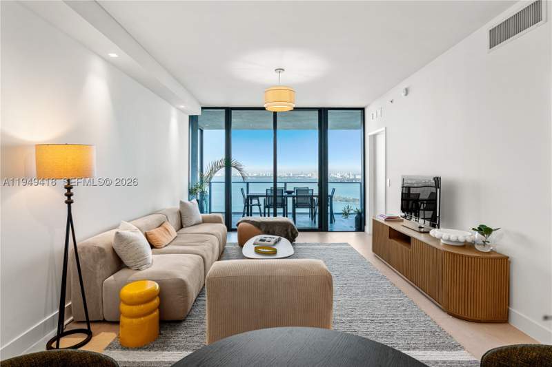 2 bedroom Condominium at 700 NE 24th St 2602, Aria Reserve, Miami — photo 5