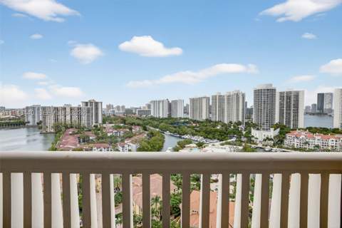 1000 Island Blvd 2105, Aventura FL - photo 16 of 51