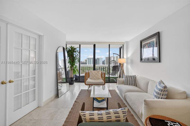 2 bedroom Condominium at 1000 Island Blvd 2105, 1000 Isl Blvd Williams Is, Aventura — photo 3