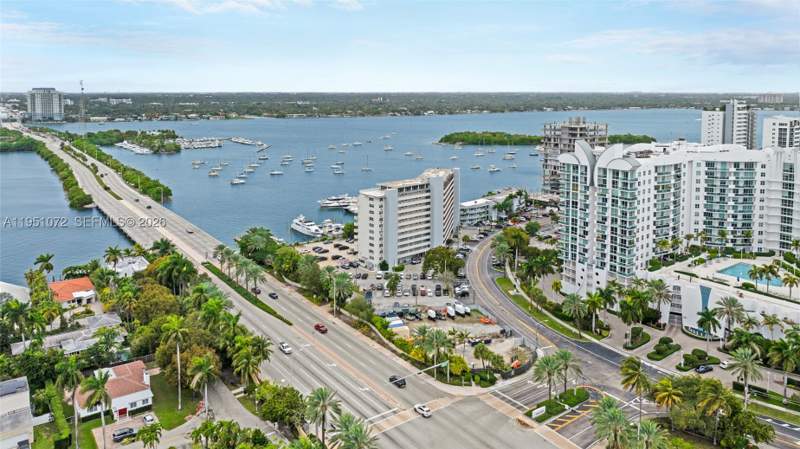 1 bedroom Condominium at 7904 West Dr 102, Bayshore Yacht & Tennis C, North Bay Village — photo 4