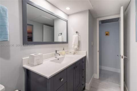 5701 Collins Ave 1417, Miami Beach FL - photo 20 of 48