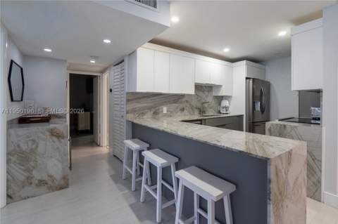 5701 Collins Ave 1417, Miami Beach FL - photo 6 of 48