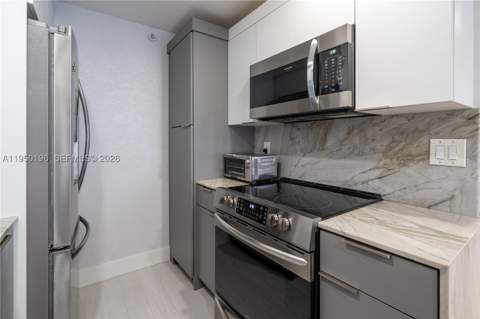 5701 Collins Ave 1417, Miami Beach FL - photo 9 of 48