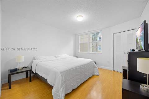19555 E Country Club Dr 8303, Aventura FL - photo 12 of 33