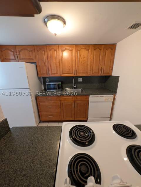 235 Antilla Ave 4, Coral Gables FL - photo 17 of 43