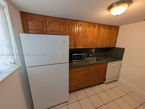235 Antilla Ave 4, Coral Gables FL - photo 18 of 43