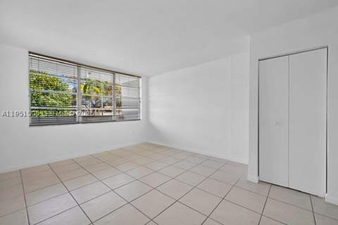 2175 NE 170th St 206, North Miami Beach FL - photo 12 of 21
