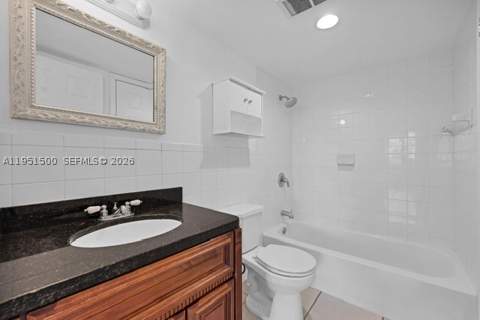 2175 NE 170th St 206, North Miami Beach FL - photo 15 of 21