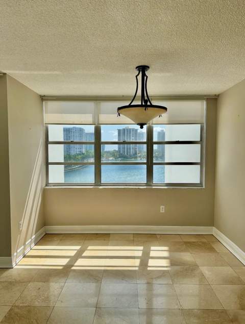 2750 NE 183rd Street 709, Aventura FL - photo 12 of 14