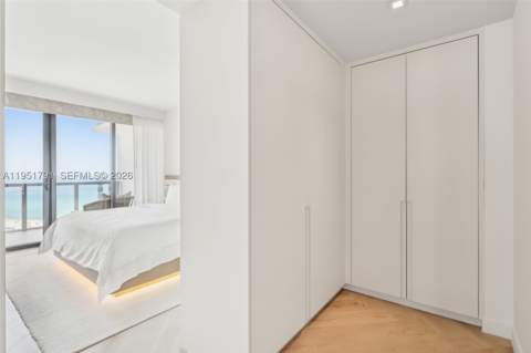 2201 Collins Ave 1511, Miami Beach FL - photo 17 of 40