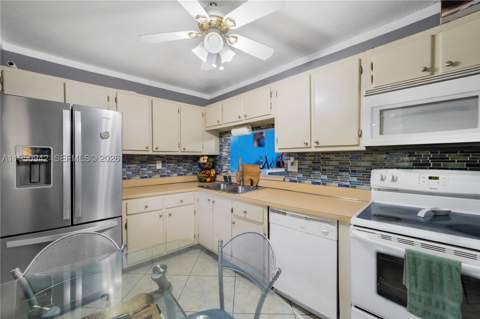 8415 SW 107th Ave 323W, Miami FL - photo 10 of 33