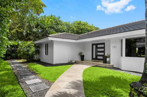 415 Rovino Ave, Coral Gables FL - photo 11 of 96