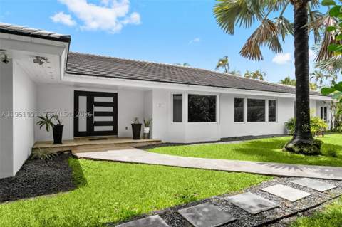 415 Rovino Ave, Coral Gables FL - photo 13 of 96