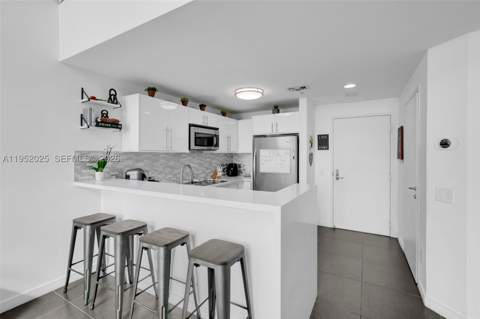 300 S Biscayne Blvd L-410, Miami FL - photo 9 of 38
