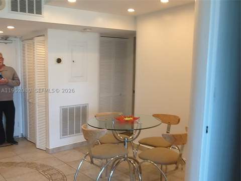 465 Ocean Dr 524, Miami Beach FL - photo 11 of 22