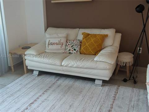 465 Ocean Dr 524, Miami Beach FL - photo 7 of 22