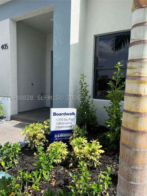 417 NE 1st Dr, Florida City FL - photo 11 of 14