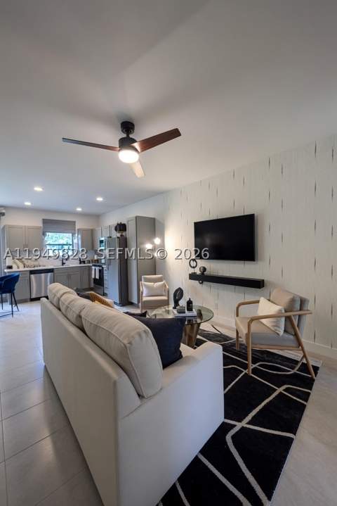 417 NE 1st Dr, Florida City FL - photo 13 of 14