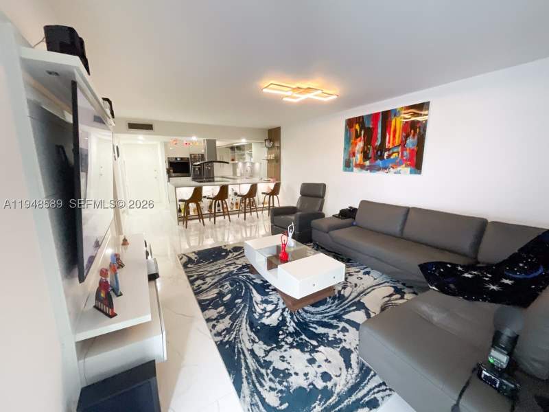 1 bedroom Condominium at 1301 NE Miami Gardens Dr 501W, Buckley Towers Condo - Ea, Miami — photo 3