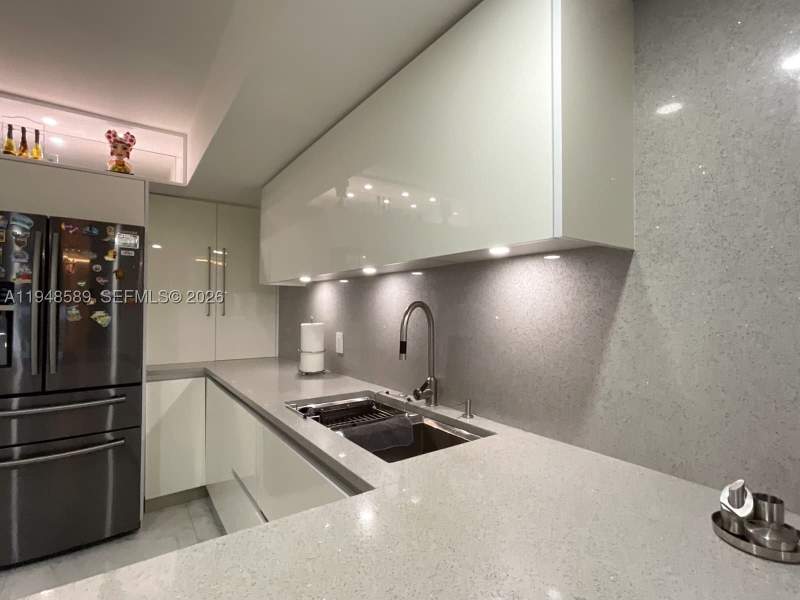 1 bedroom Condominium at 1301 NE Miami Gardens Dr 501W, Buckley Towers Condo - Ea, Miami — photo 5
