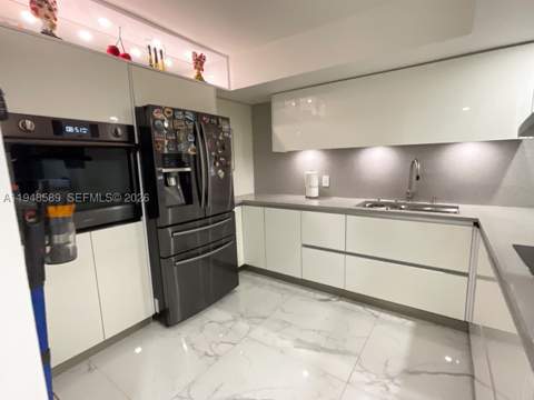 1301 NE Miami Gardens Dr 501W, Miami FL - photo 6 of 19