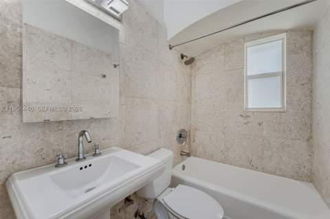 4017 N Meridian Ave 4017, Miami Beach FL - photo 9 of 14
