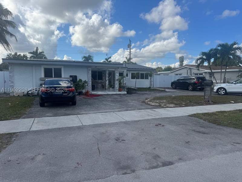6 bedroom SingleFamilyResidence at 19700 NW 6th Pl, Sierra Mirada, Miami Gardens — photo 3