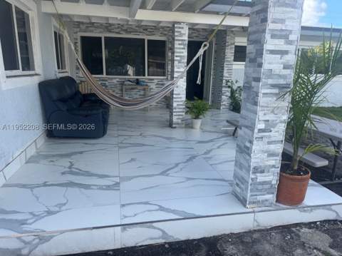 19700 NW 6th Pl, Miami Gardens FL - photo 7 of 29