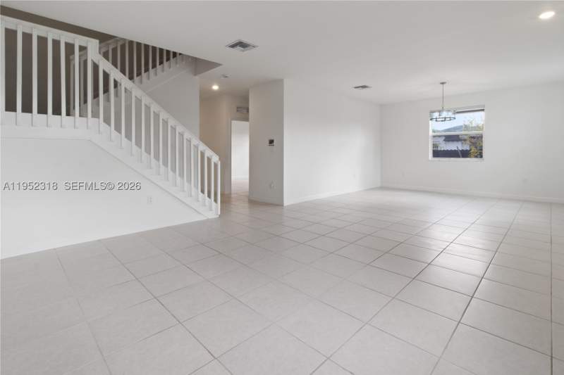 5 bedroom SingleFamilyResidence at 16925 SW 289th Ter, Rambo Subdivision, Homestead — photo 5