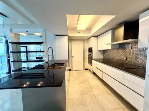 17201 Collins Ave+DEN 1403, Sunny Isles Beach FL - photo 9 of 41