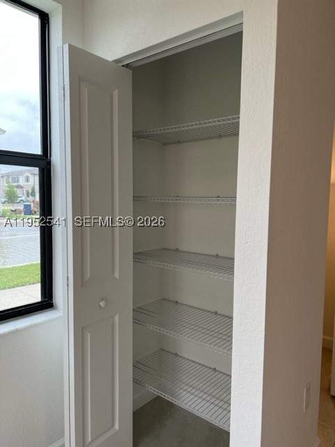 12989 SW 233rd Ter 12989, Miami FL - photo 14 of 35