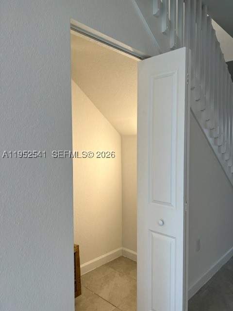 12989 SW 233rd Ter 12989, Miami FL - photo 19 of 35